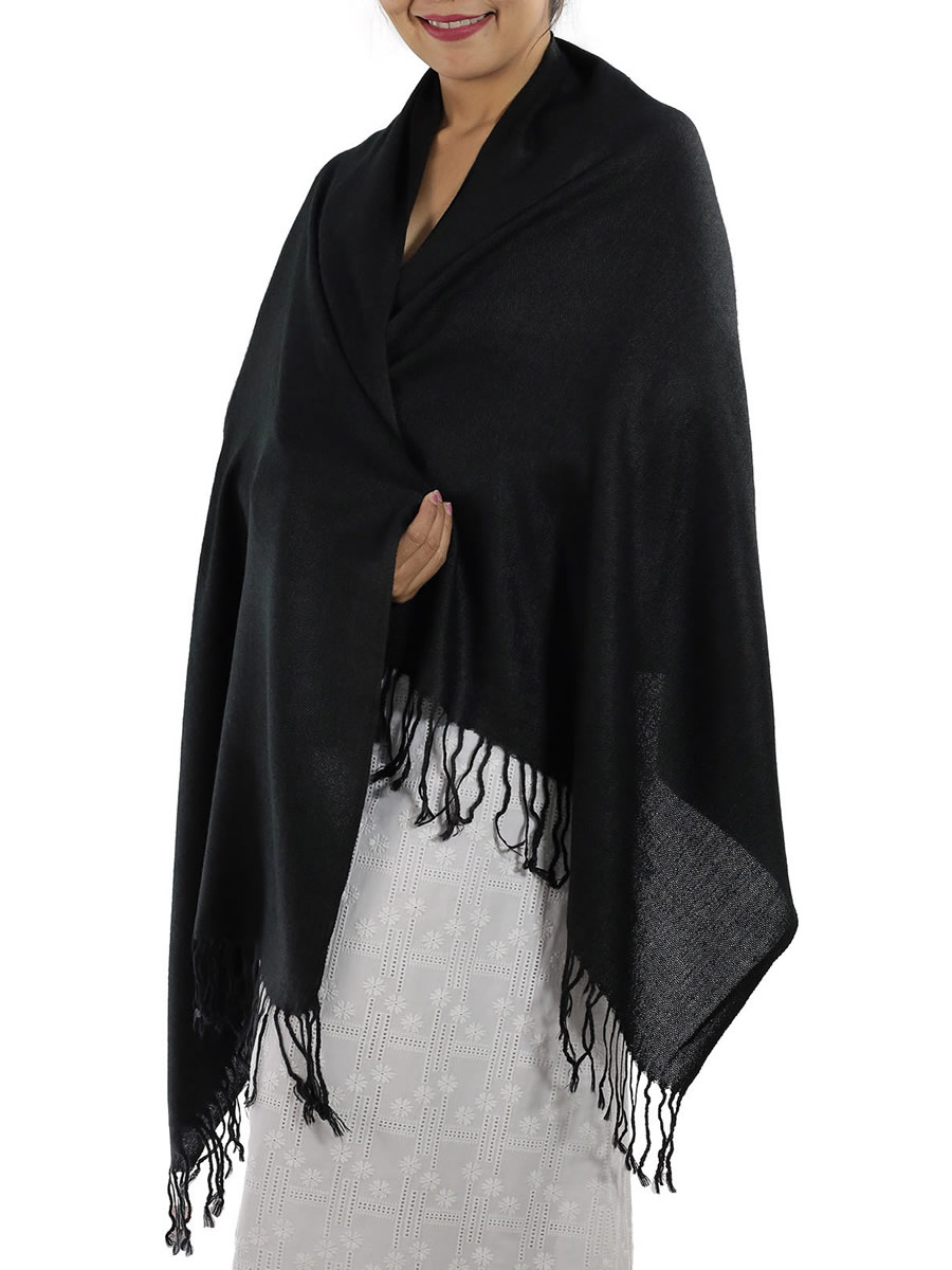 Black Pashmina Scarf: image 4