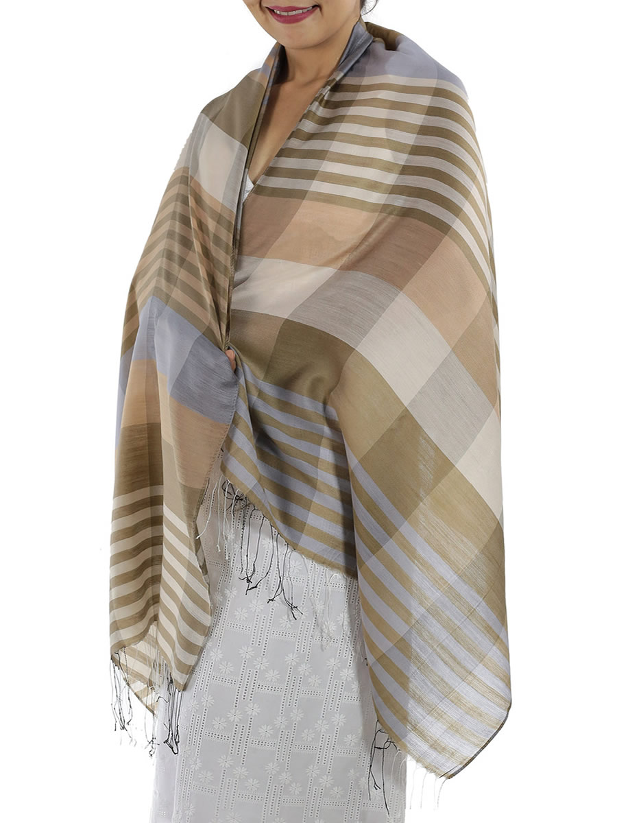 Brown Plaid Scarves: image 3